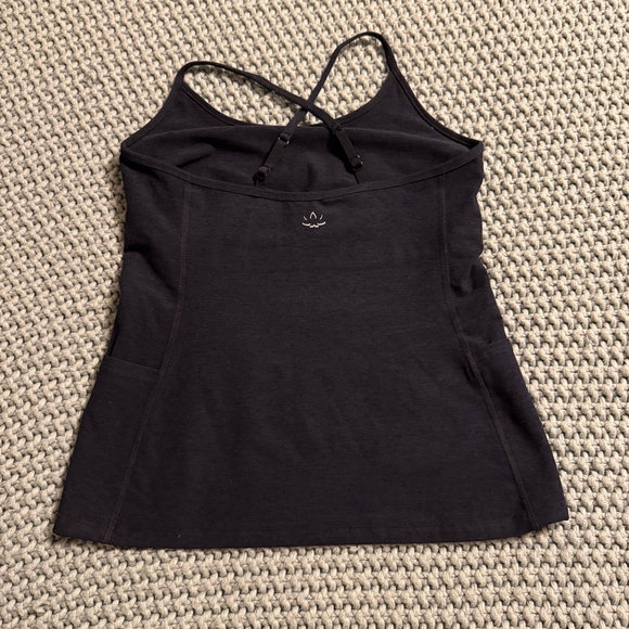 Beyond Yoga Spacedye Out Of Pocket Tank Black Size XL EUC - Picture 4 of 10